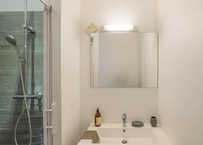 Espigoule Hébergement de vacances Aigueze